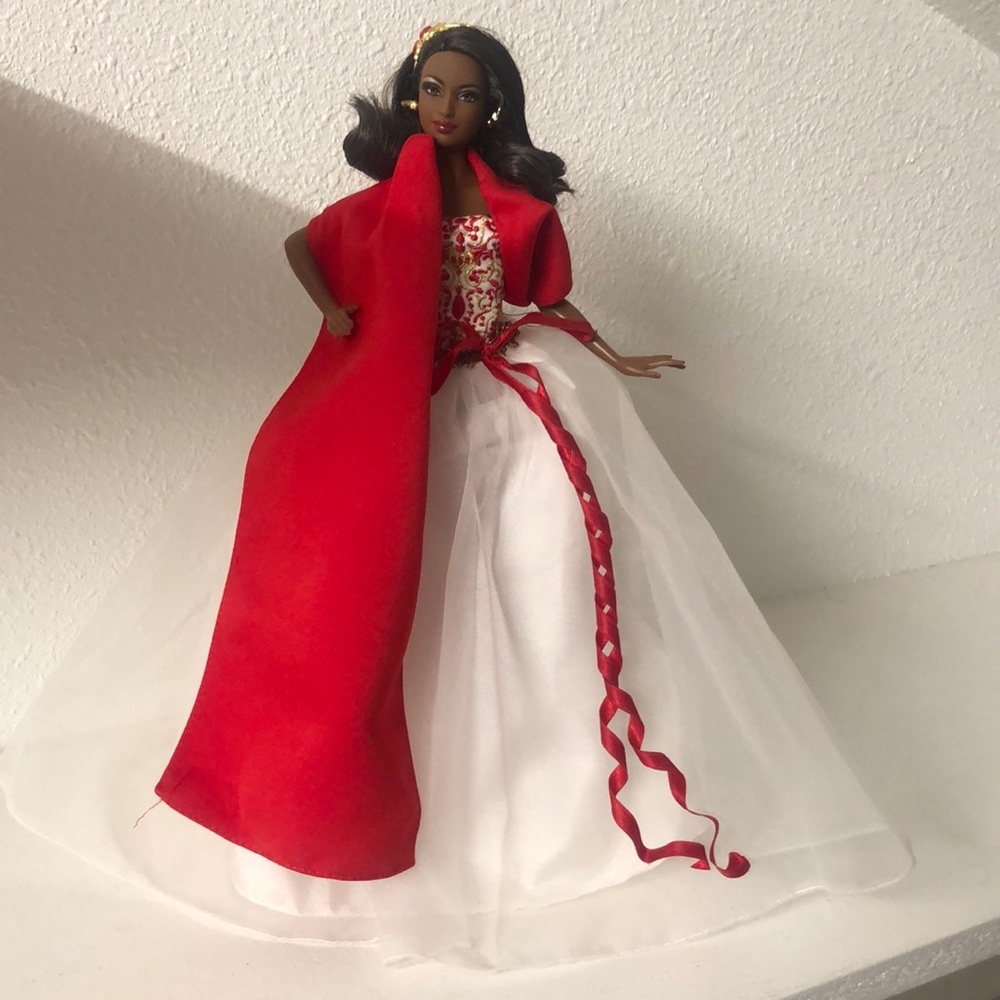 Holiday Barbie Collector 2010